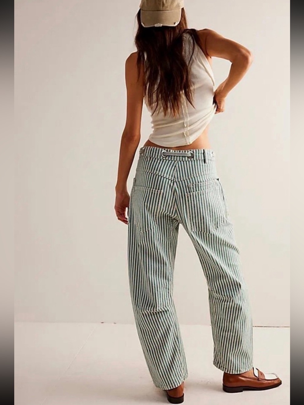 SOLD LIKE ITEMS IN CLOSET
Free People Moxie Barrel Pants Railroad - Picture 2 of 5